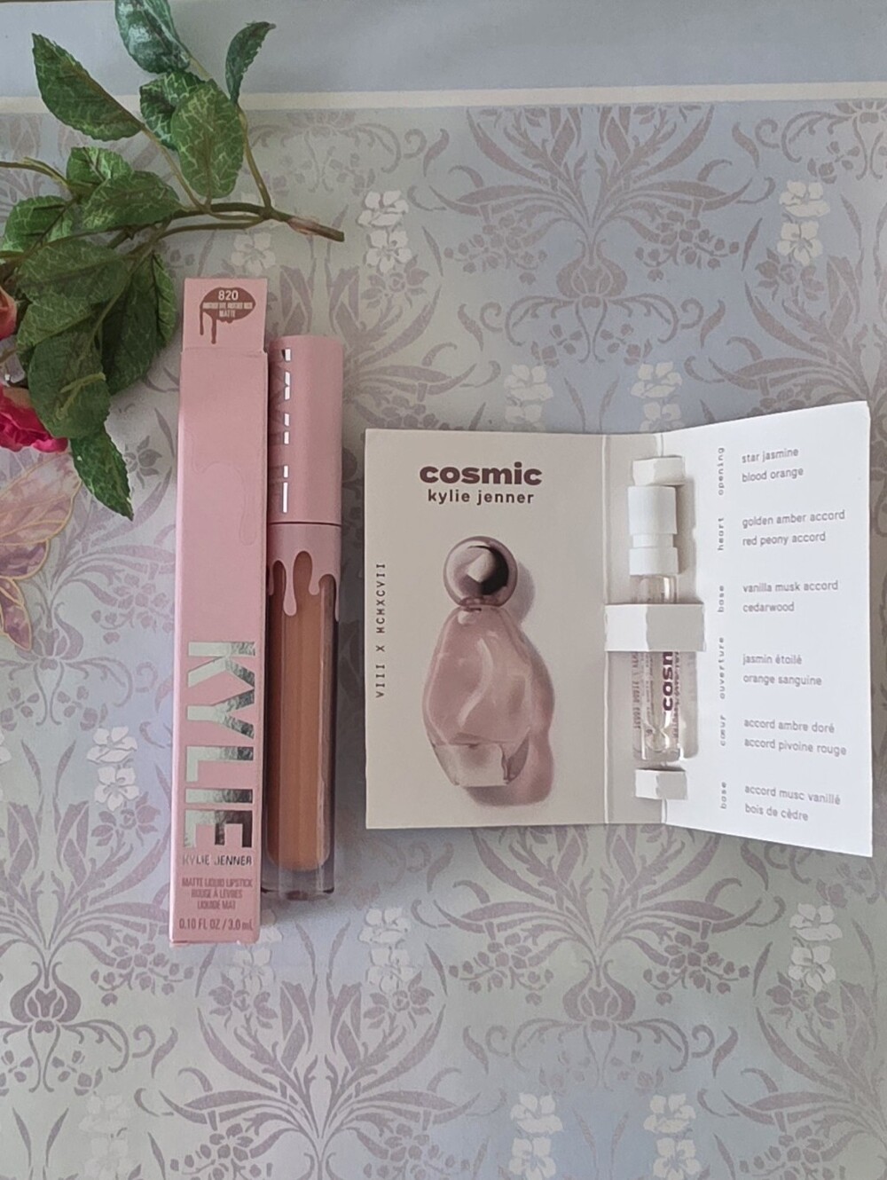 Kylie Cosmetics Lipstick And Perfume Bundle
